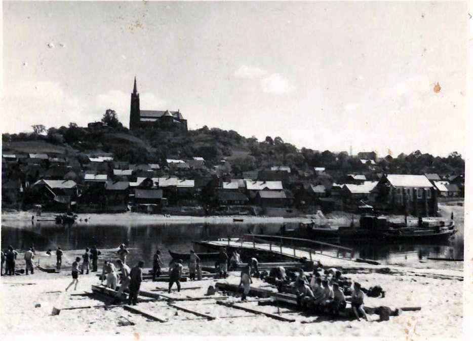 Tilto per Nemuną statyba 1941.06.24, X armija, grupė šiaurė, pionieriai. Iš Kęstučio markevičiaus archyvo