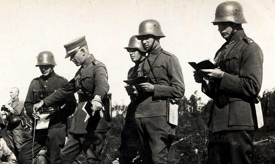 Šaudymo pratybos , Kaunas, 1931 m.